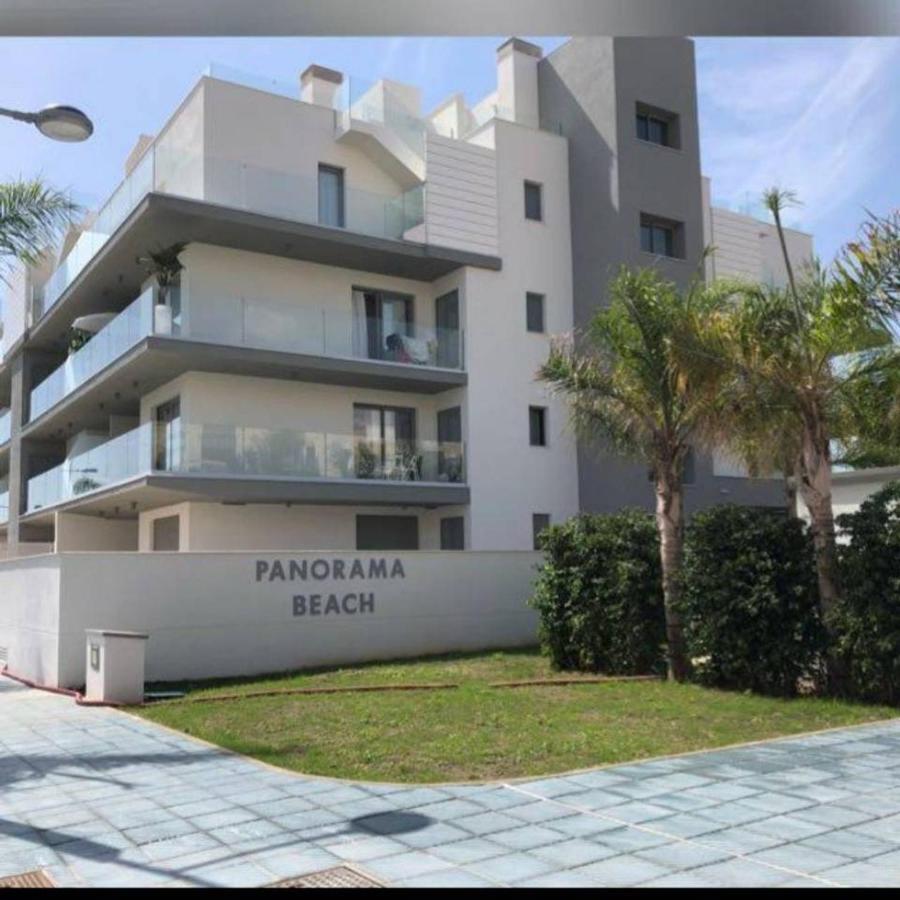 Apartamento En Primera Linea De Playa, Con Piscina Y Garaje En Torrox Costa Exterior foto